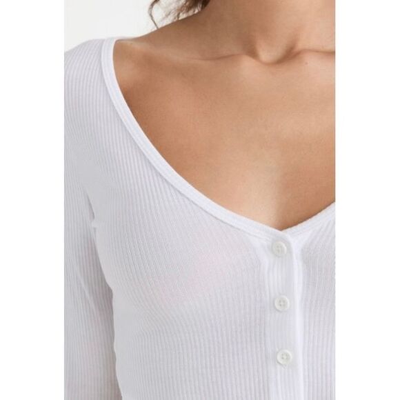 Alo Yoga Ribbed Cropped Whisper Cardigan - Picture 3 of 10